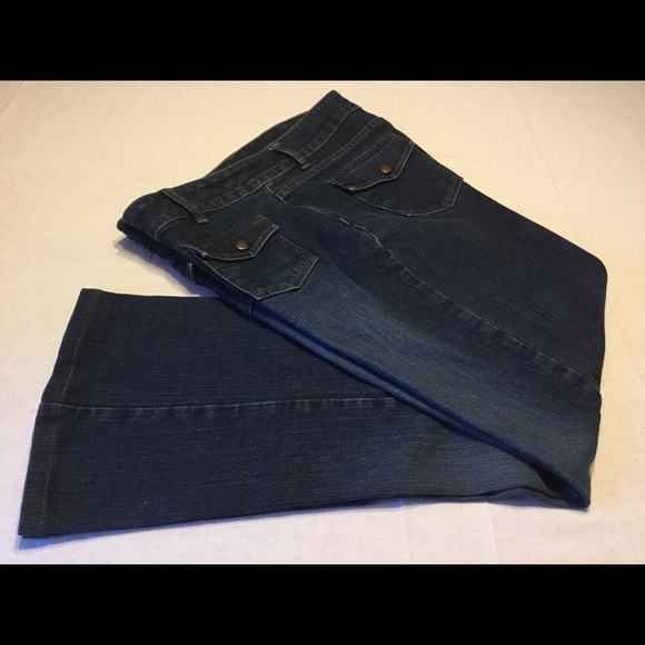 VF JEANSWEAR Junior Jeans Sz 13 - Picture 2 of 6
